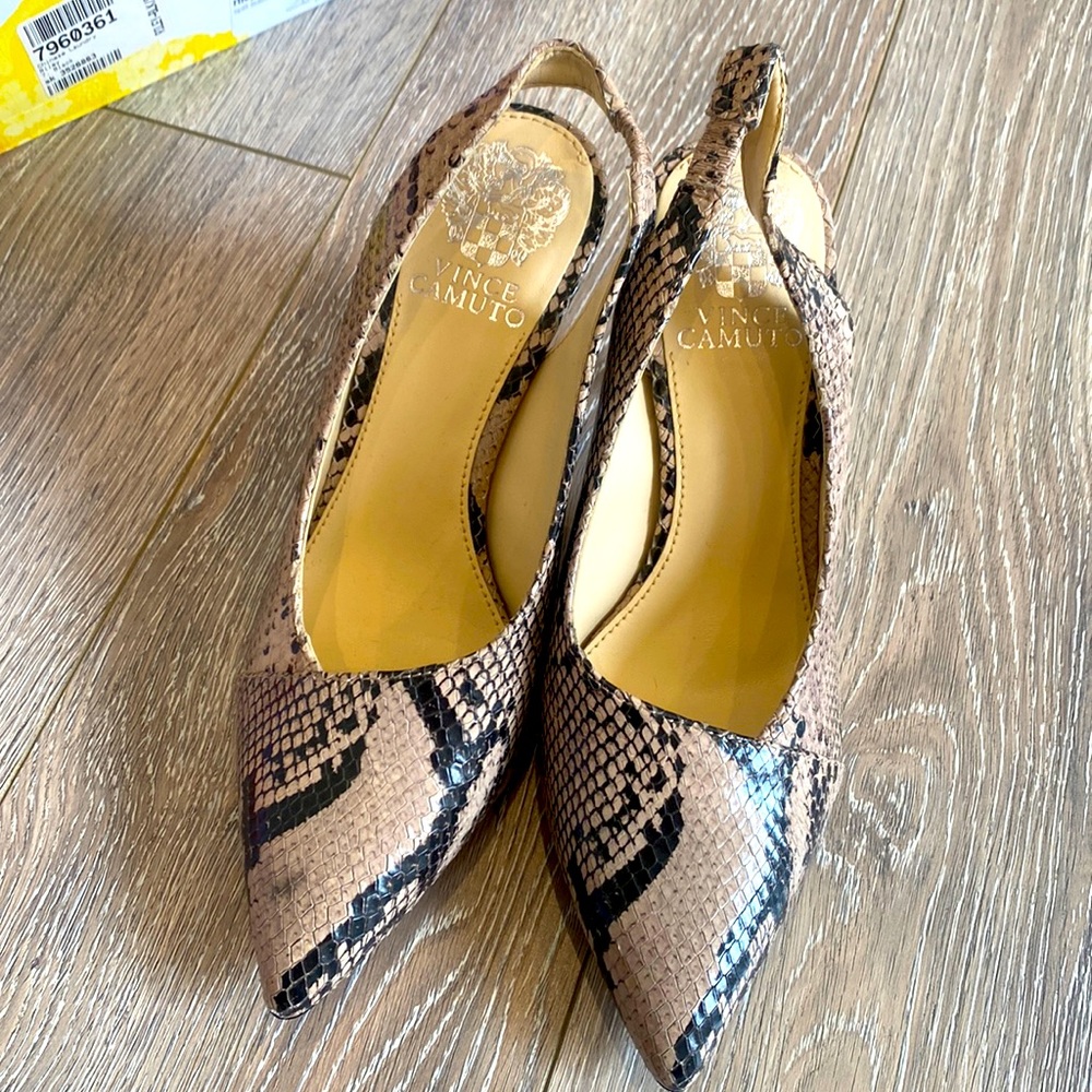 Brand new Vince Camuto  size 7
